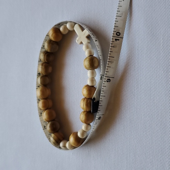 Christian Catholic Cross and Jesus Virgin Mary Saints Bracelets Wooden, Lot of 4 - Picture 9 of 12